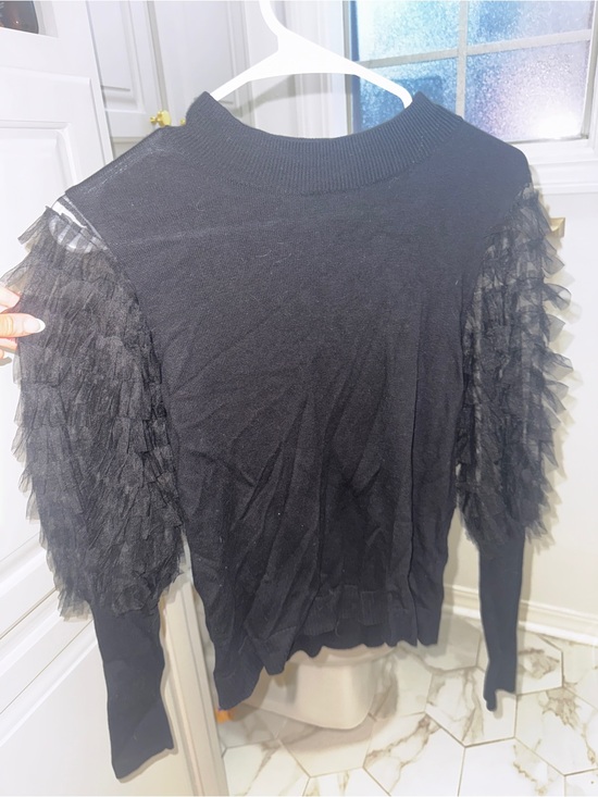CeCe Sweaters - CeCe Black Ruffle Sleeve Sweater
